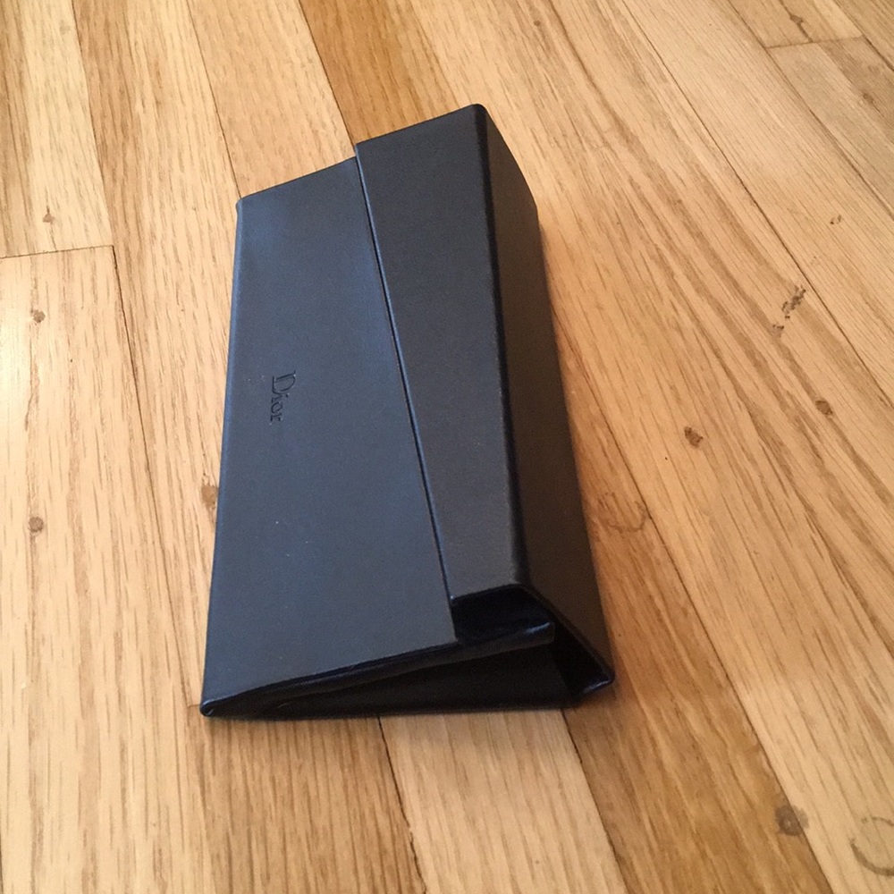 Dior glasses/ sunglasses case